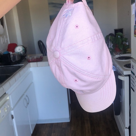 Pink Adidas hat - Picture 3 of 3